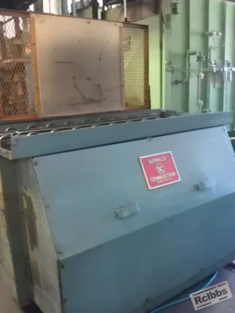 小车背面
