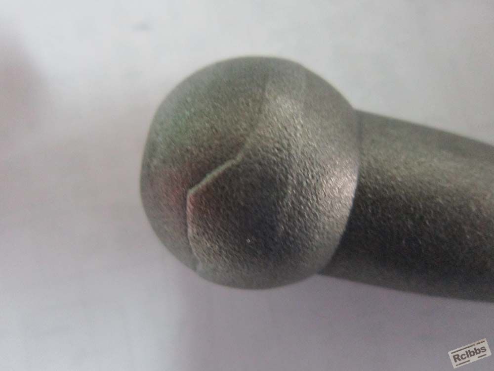 wj2210001宏观裂纹照片4-折叠形貌.jpg