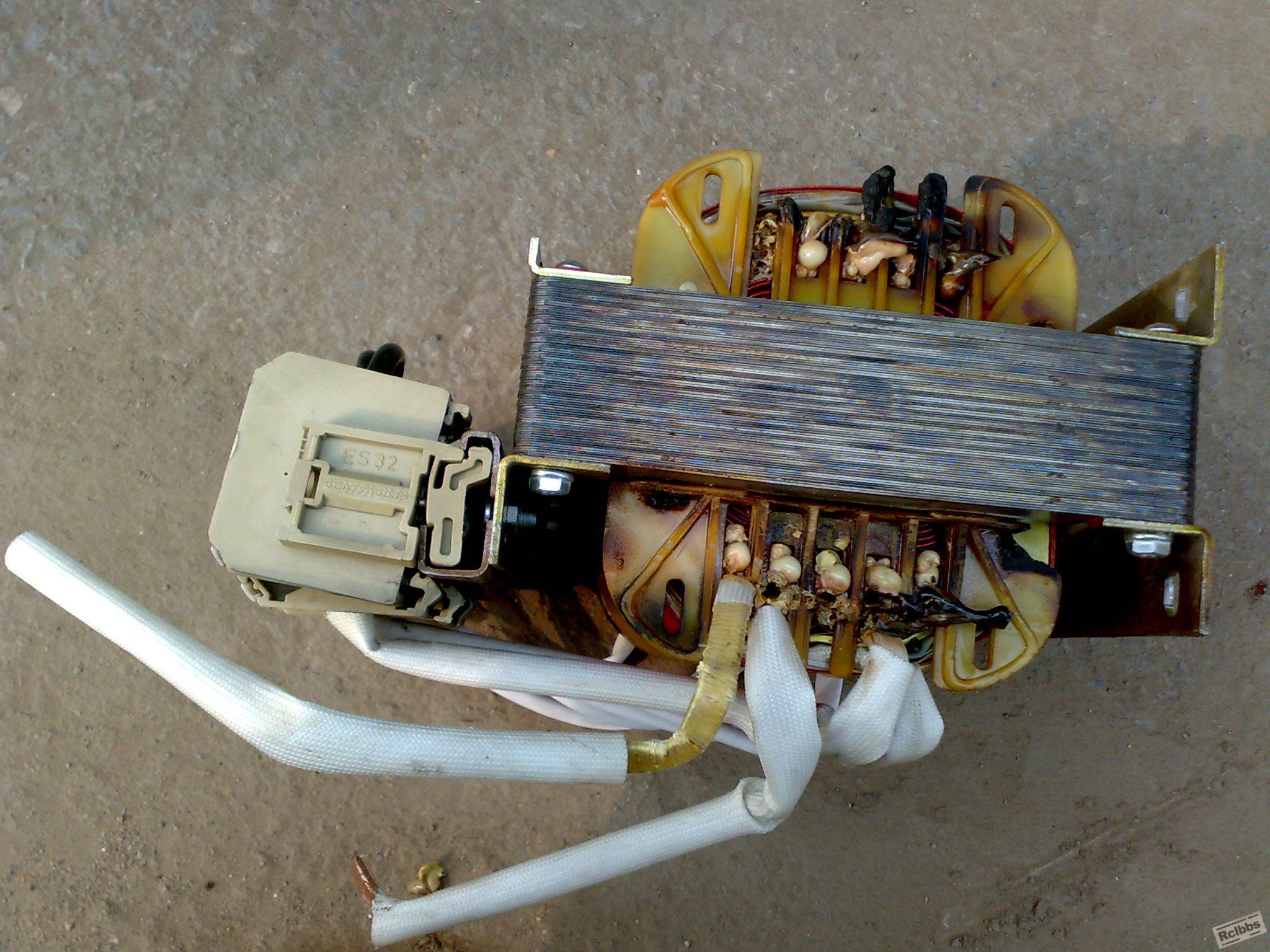 2013022217007.jpg