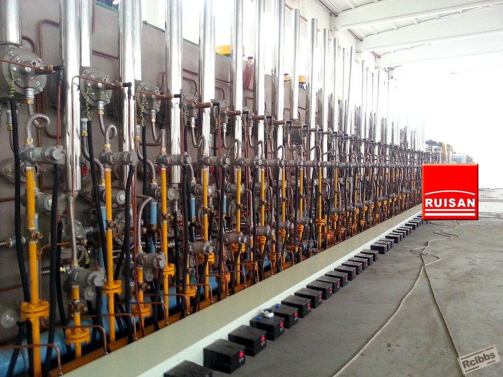 R30007.JPG