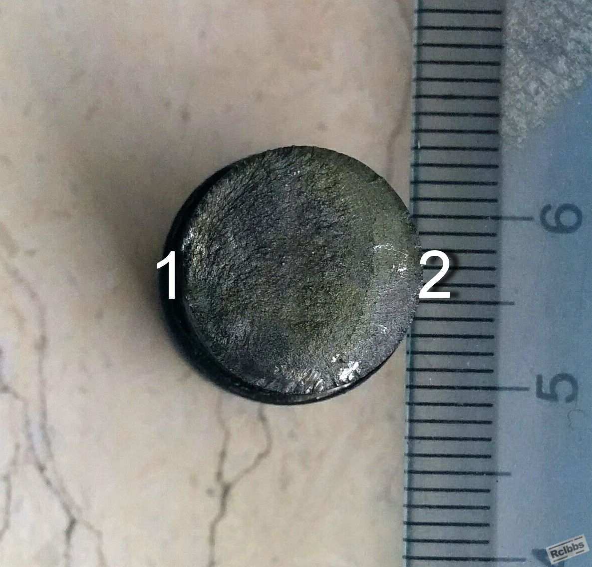 螺栓断口.jpg