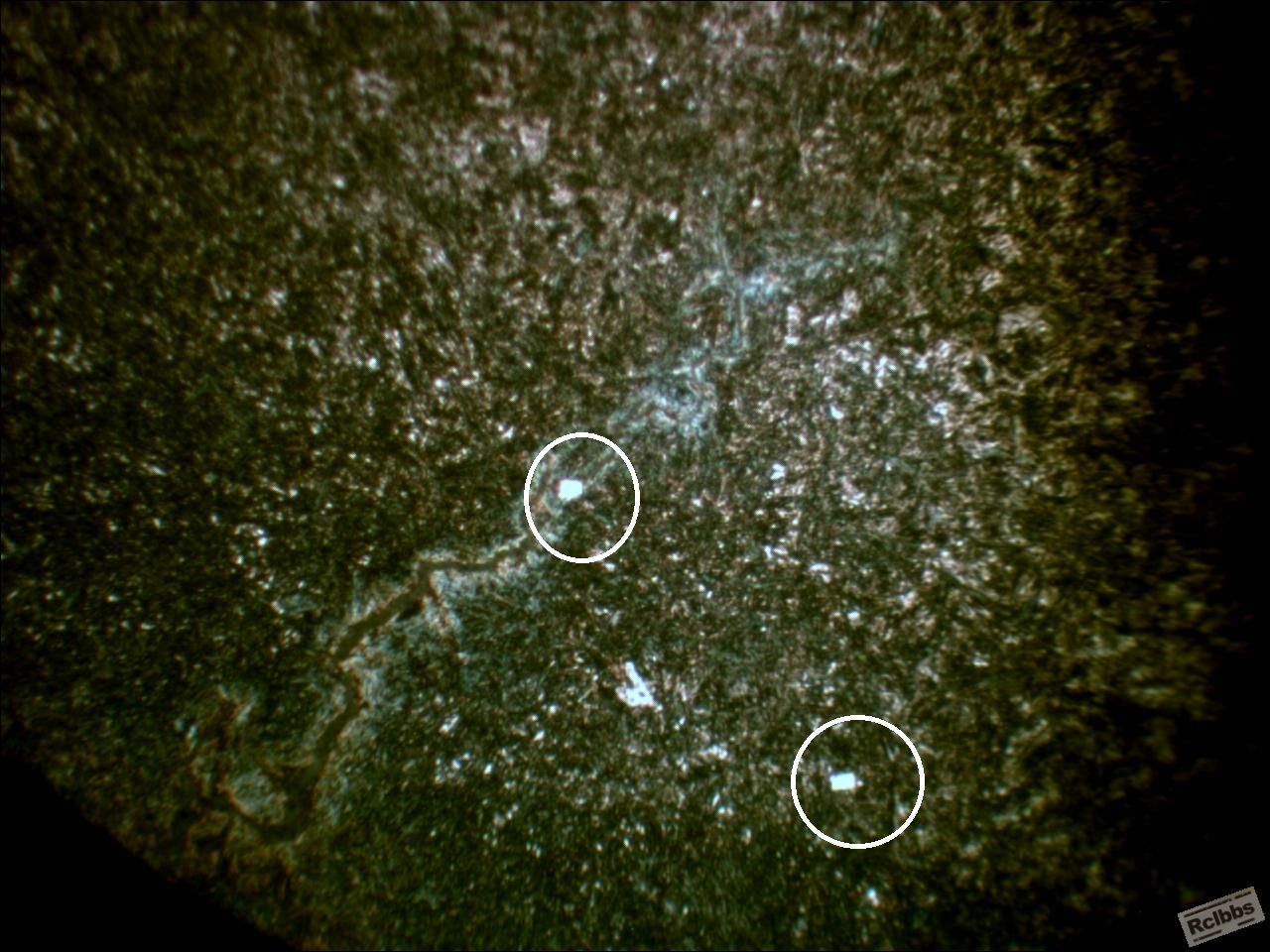 活塞裂纹01X400.jpg