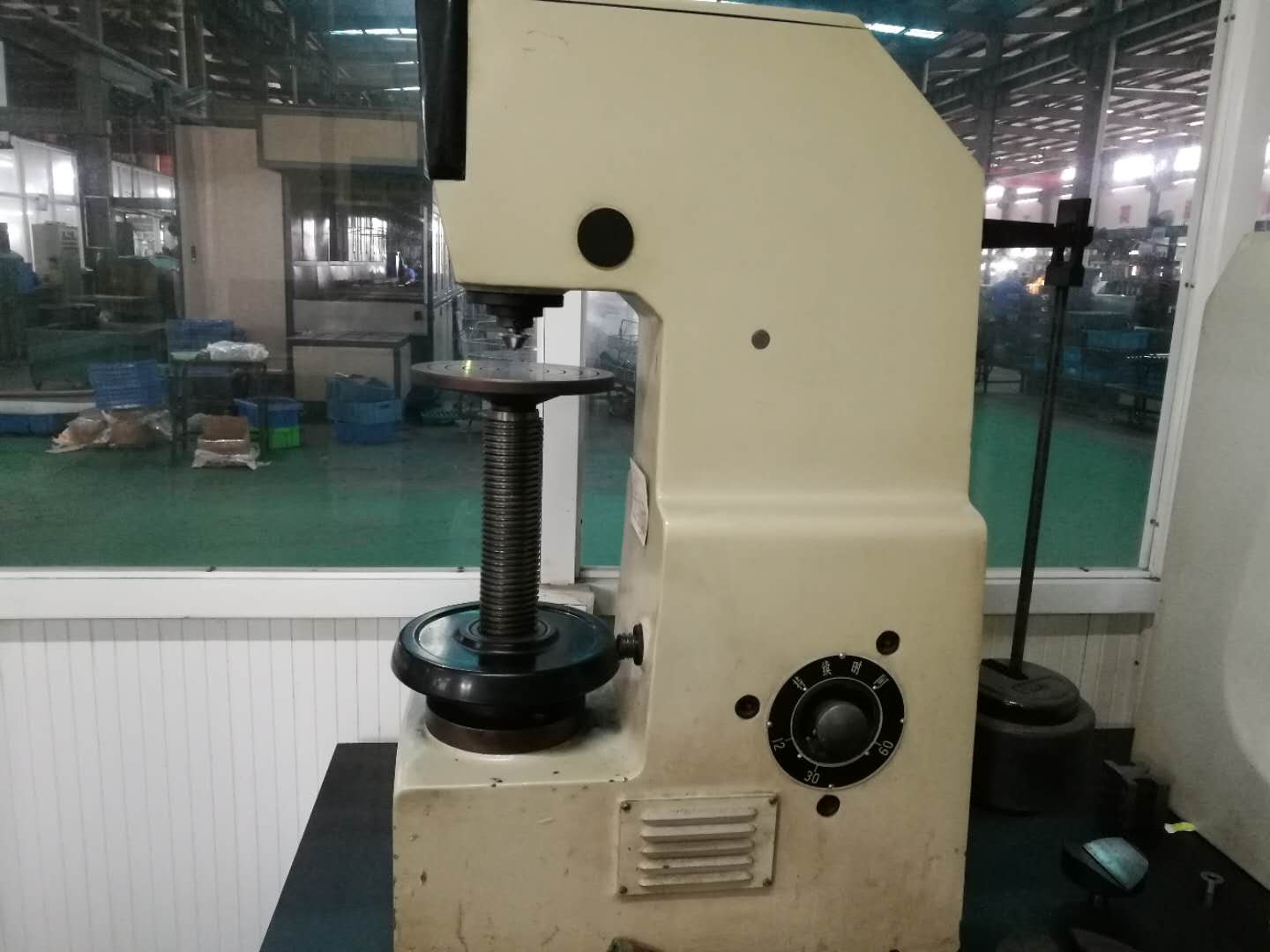 布氏硬度计