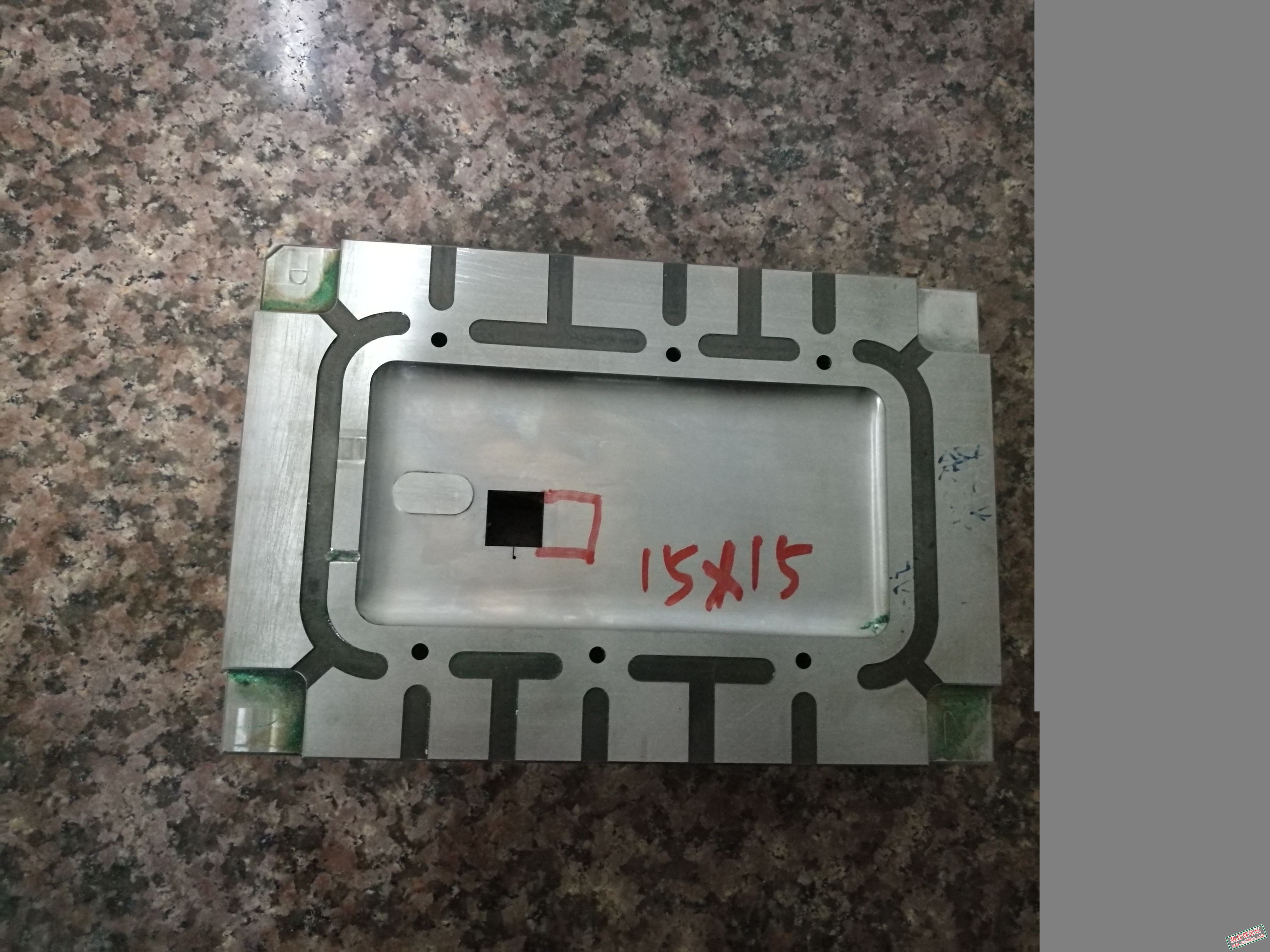 模具.jpg