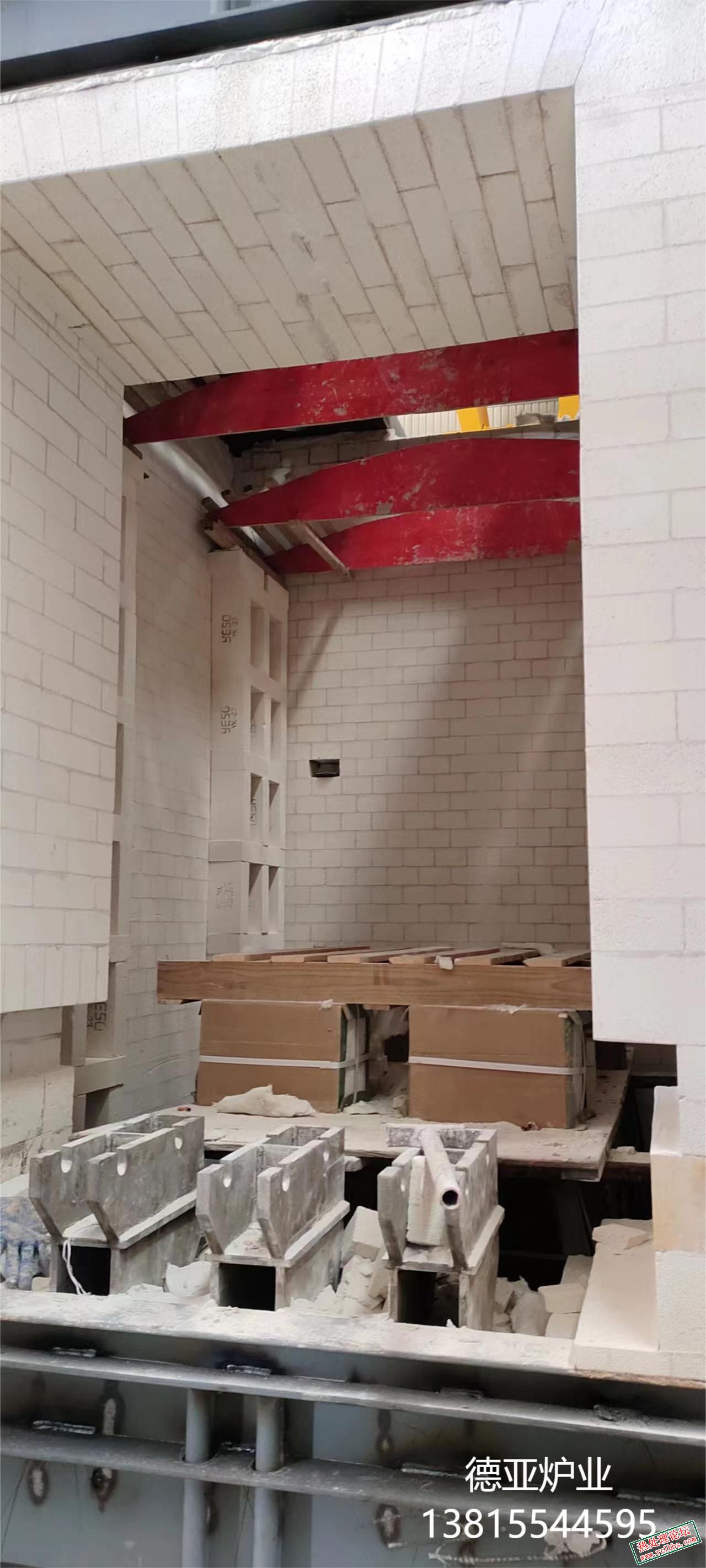 箱式多用炉主炉后室.jpg