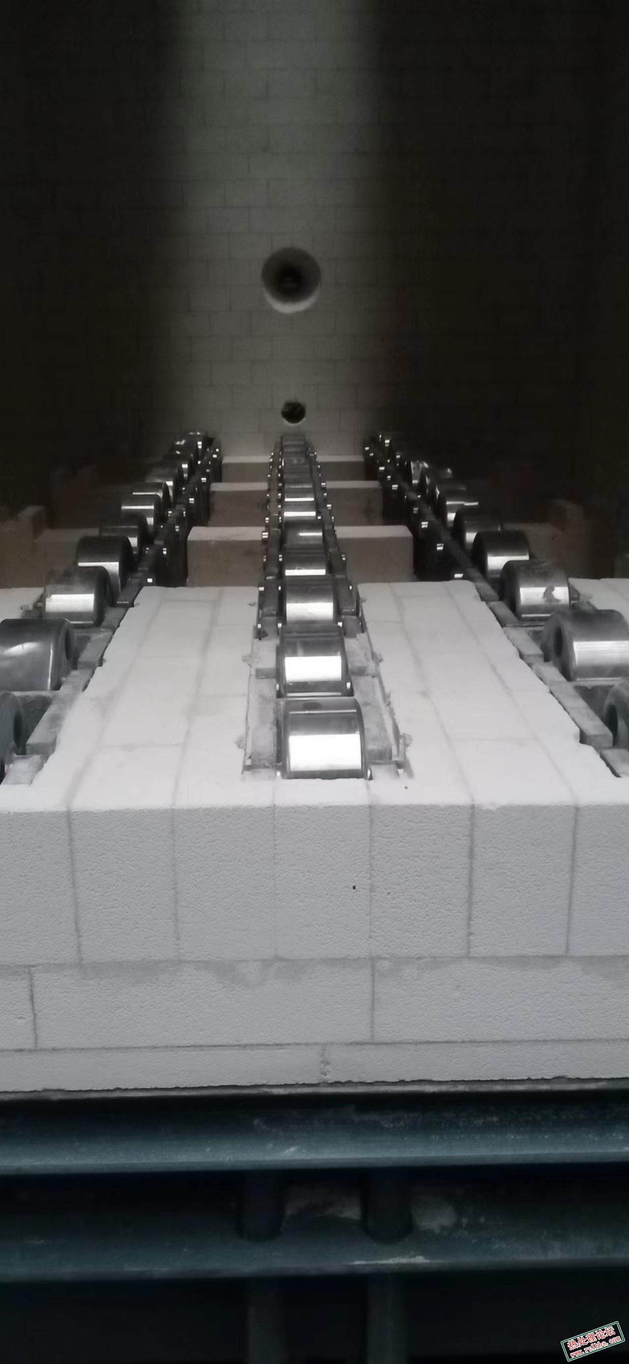 2t主炉后室导轨轮.jpg