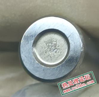 成品凹穴起皮