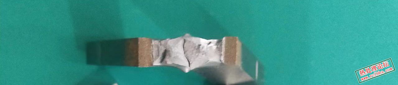 断裂照片