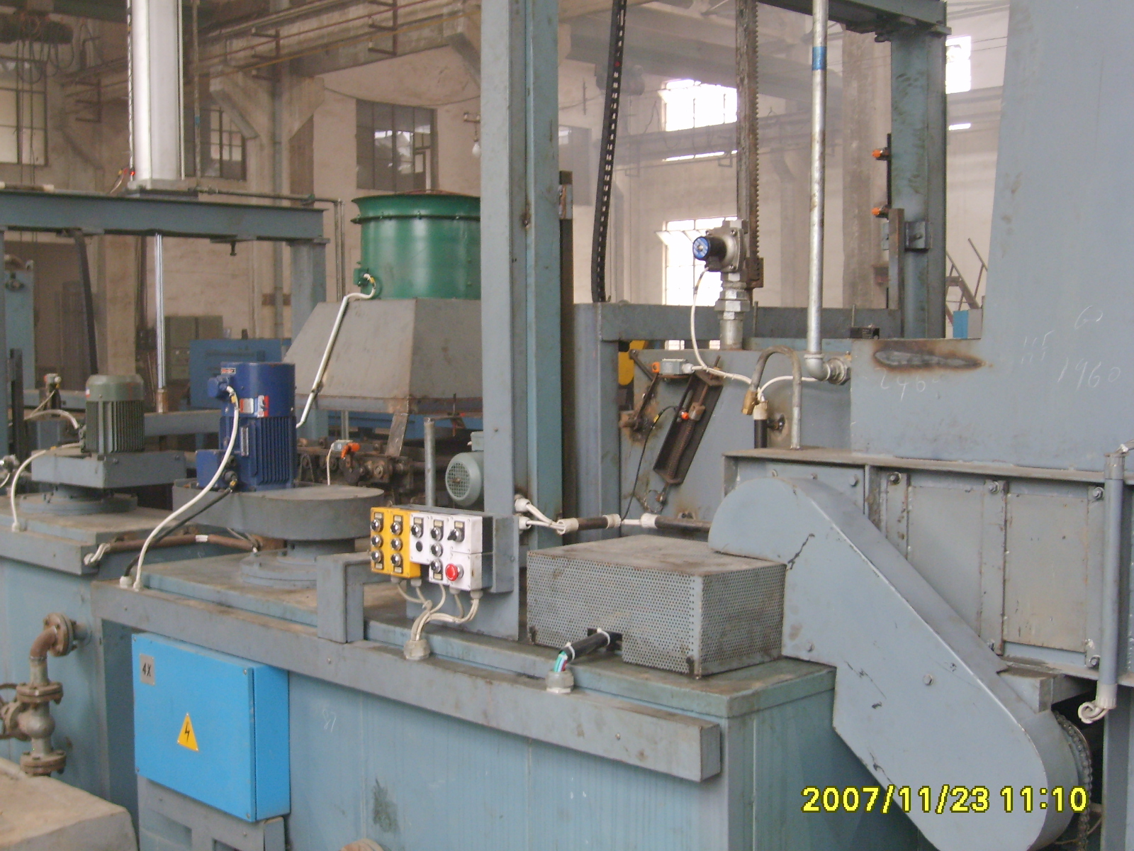 S6001438.JPG