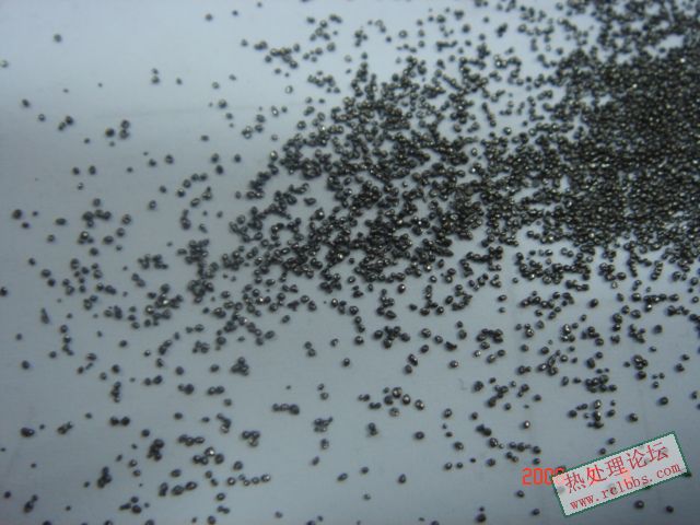 破碎钢丸.JPG