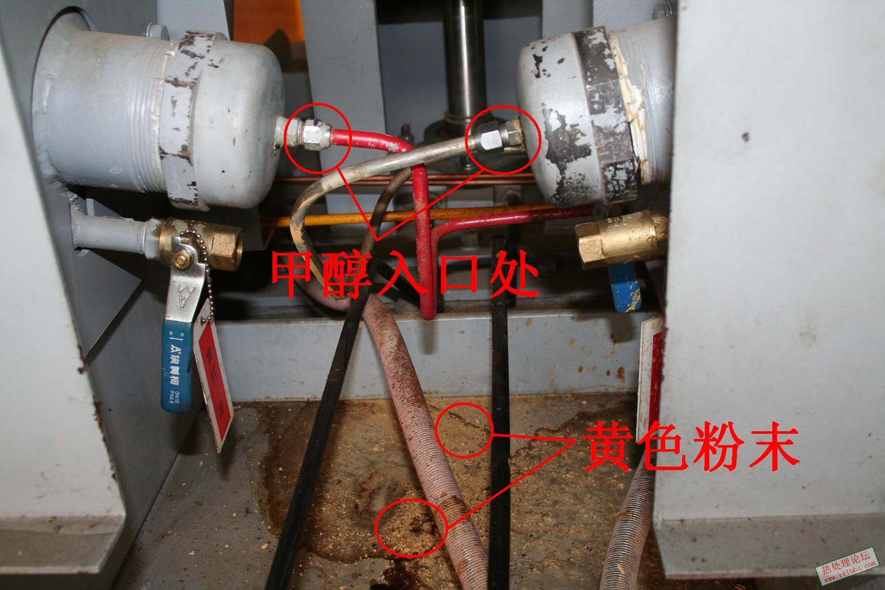 有黄色粉末的汽化装置