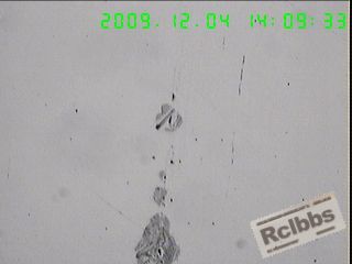 100X裂纹旁长条状硫化物，宽0.0025MM, 长0.10MM.jpg