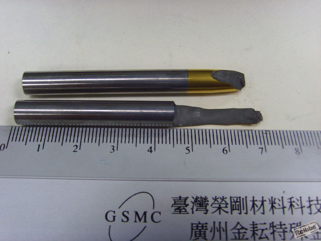 这是断裂后宏观图片